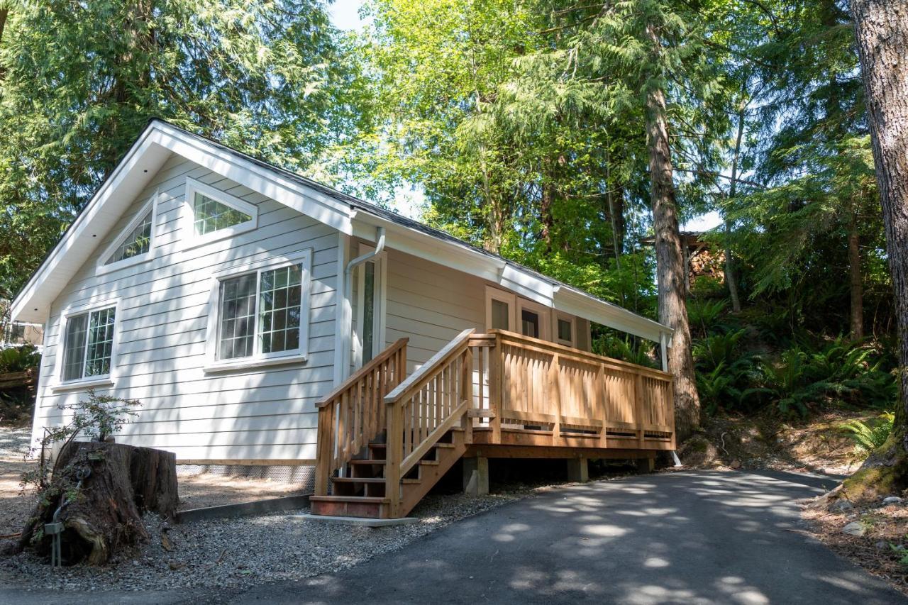 Surfs Inn Guesthouse & Cottages 우크루렛 외부 사진