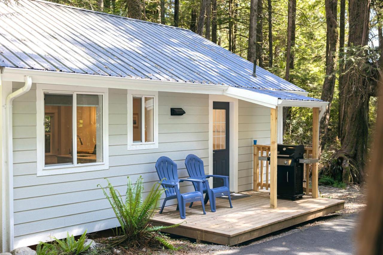 Surfs Inn Guesthouse & Cottages 우크루렛 외부 사진