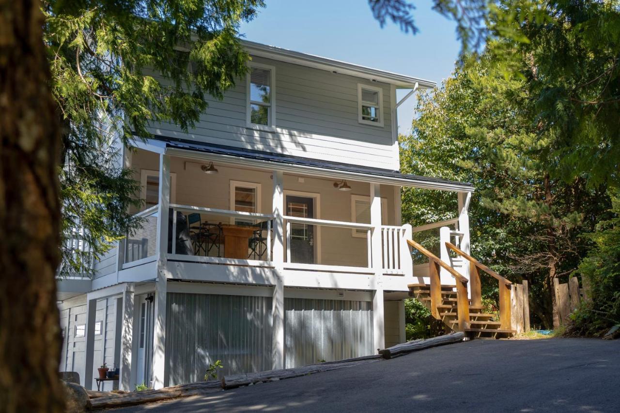 Surfs Inn Guesthouse & Cottages 우크루렛 외부 사진