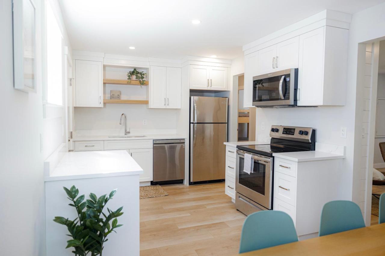 Surfs Inn Guesthouse & Cottages 우크루렛 외부 사진